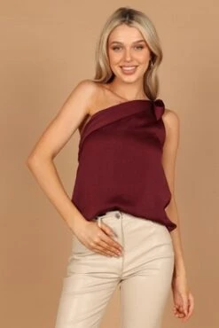 Petal And Pup Womens Maryanne One Shoulder Top 13 Petal And Pup Womens Maryanne One Shoulder Top -Clothing Discount Shop GUEST 256bfa32 d782 4e8f bfe3 34acb51400e5