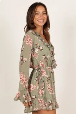 Petal And Pup Womens Rilynn Frill Long Sleeve Playsuit 9 Petal And Pup Womens Rilynn Frill Long Sleeve Playsuit -Clothing Discount Shop GUEST ecec59f3 2487 4cf0 9eee 4be0cab23b88