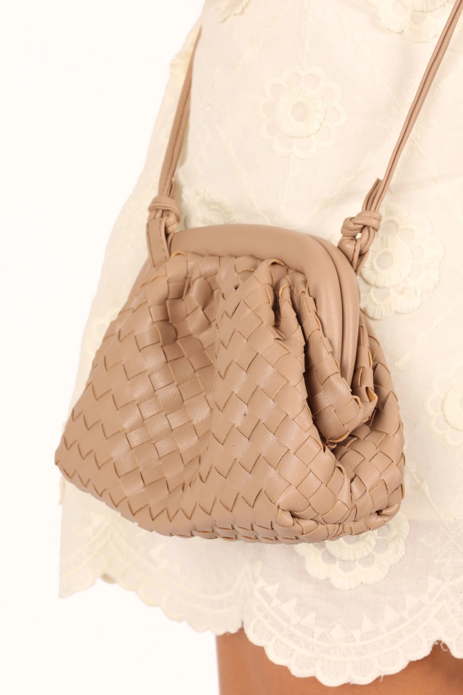 Levi Bag - Beige 5 Levi Bag - Beige - Image 3
