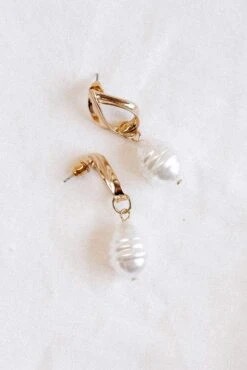 Medella Earrings - Pearl -Clothing Discount Shop petal and pup usa accessories medella earrings pearl one size 31410438701233