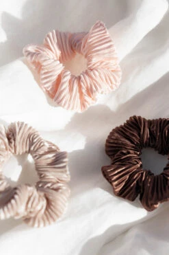Sinee Plisse Scrunchie 3 Pack - Multi -Clothing Discount Shop petal and pup usa accessories sinee plisse scrunchie 3 pack multi one size 33916127445169