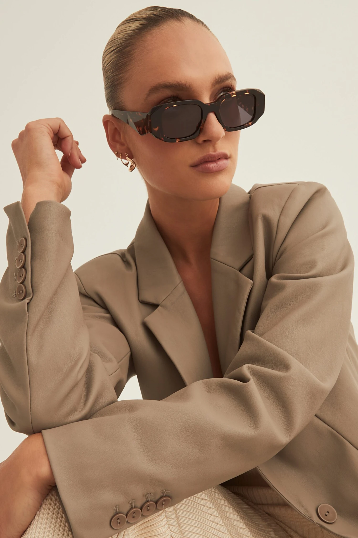 The Nina - Amber Tort 4 The Nina - Amber Tort - Image 2