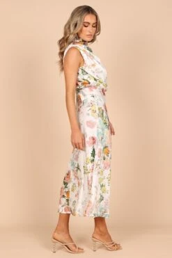 Anabelle Halter Neck Midi Dress - White Floral 30 Anabelle Halter Neck Midi Dress - White Floral -Clothing Discount Shop petal and pup usa dresses anabelle halter neck maxi dress white floral 33871058043057