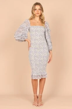 Bonita Shirred Frill Long Sleeve Bodycon Midi Dress - Blue Floral 13 Bonita Shirred Frill Long Sleeve Bodycon Midi Dress - Blue Floral -Clothing Discount Shop petal and pup usa dresses bonita shirred frill long sleeve bodycon midi dress blue floral 32455811662001