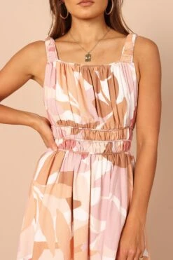 Everleigh Dress - LEaf Print -Clothing Discount Shop petal and pup usa dresses everleigh dress leaf print 32333996327089