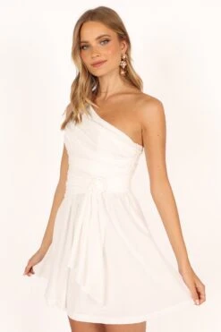 Gilbert One Shoulder Mini Dress - White 14 Gilbert One Shoulder Mini Dress - White -Clothing Discount Shop petal and pup usa dresses gilbert one shoulder mini dress white 33712107520177