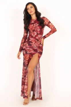 Lucinda Maxi Dress - Wine Floral 16 Lucinda Maxi Dress - Wine Floral -Clothing Discount Shop petal and pup usa dresses lucinda maxi dress wine floral 33916157460657