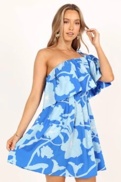 Maeva One Shoulder Mini Dress - Blue Floral -Clothing Discount Shop petal and pup usa dresses maeva one shoulder mini dress blue floral 33488435937457