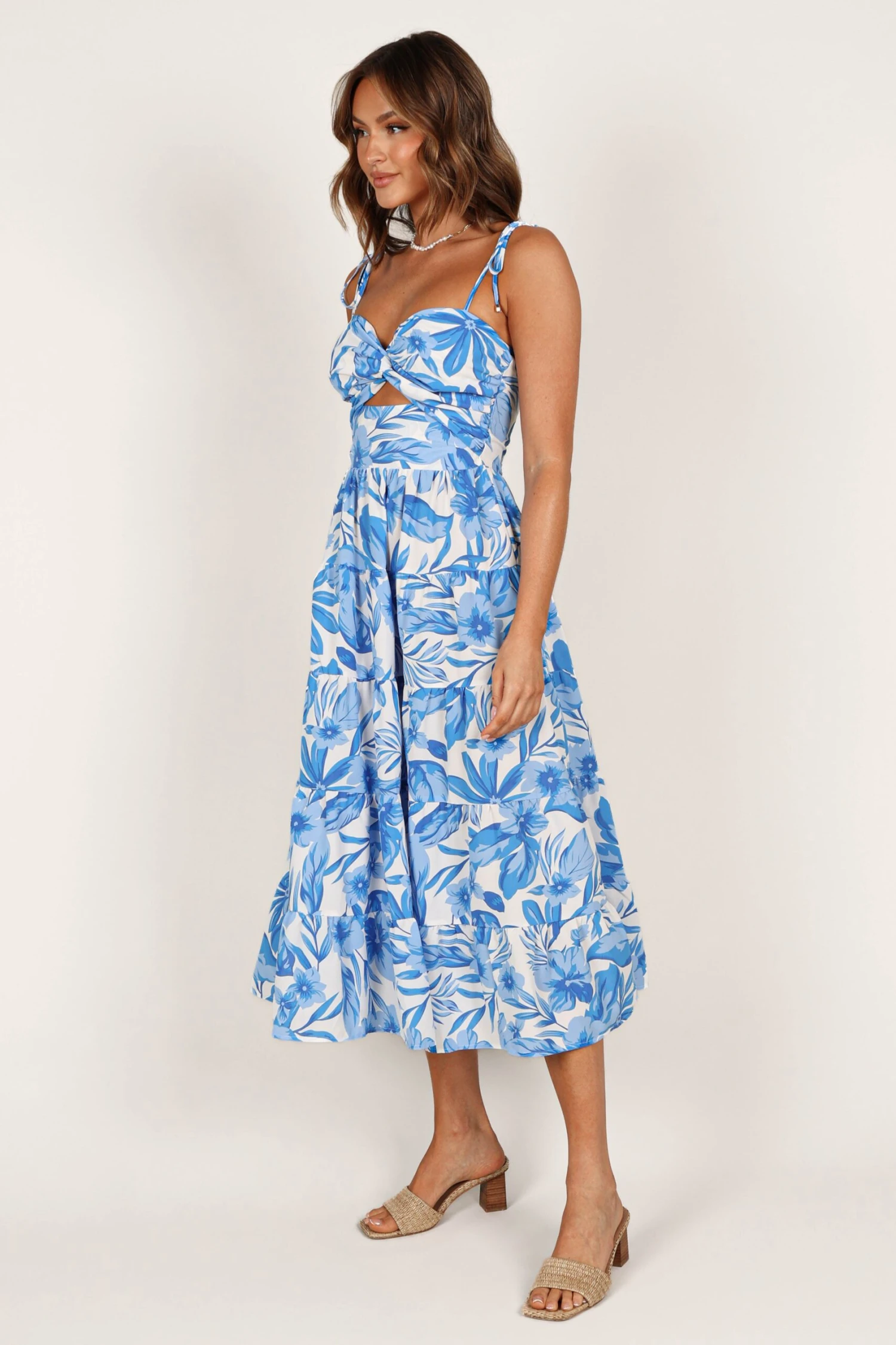 Rose Midi Dress - Blue/White 5 Rose Midi Dress - Blue/White - Image 3