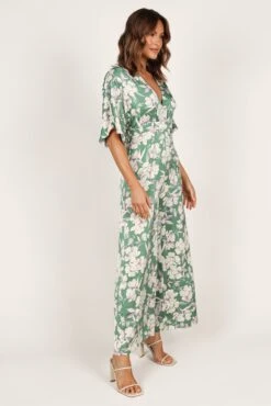 Rosalyn Jumpsuit - Green Floral 14 Rosalyn Jumpsuit - Green Floral -Clothing Discount Shop petal and pup usa jumpsuits rosalyn jumpsuit green floral 33381633458353