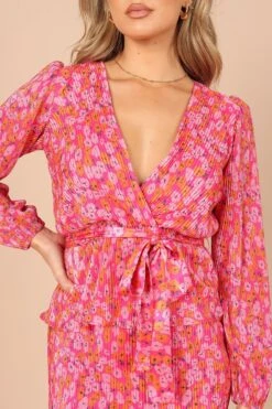 Minelli Pleat Top - Hot Pink 15 Minelli Pleat Top - Hot Pink -Clothing Discount Shop petal and pup usa tops minelli pleat top hot pink 32264741290161